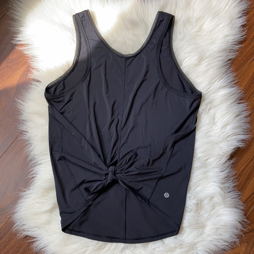 Like new Lululemon Reversible Tank Top